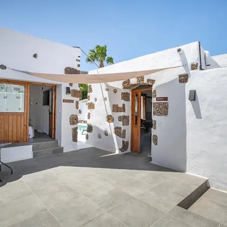 Apartment Arrieta Costa Rural